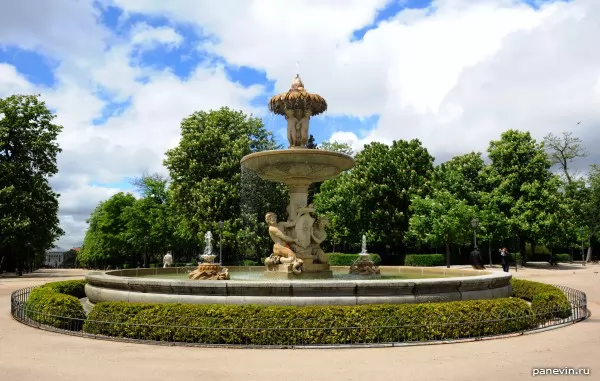 Fountain Artichoke