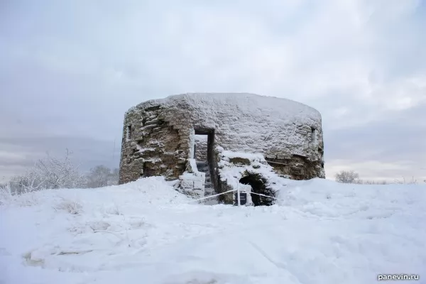 Koporskaya Fortress, Middle Tower