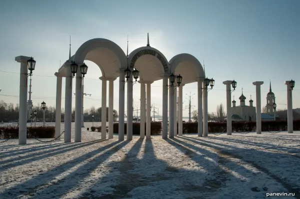 Arches on the Admiralteyskaya Square