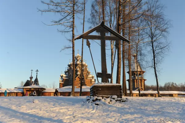 Wooden cross in front of the gate of the Intercession Church