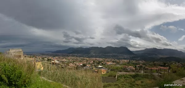 Панорама Монреале и Палермо