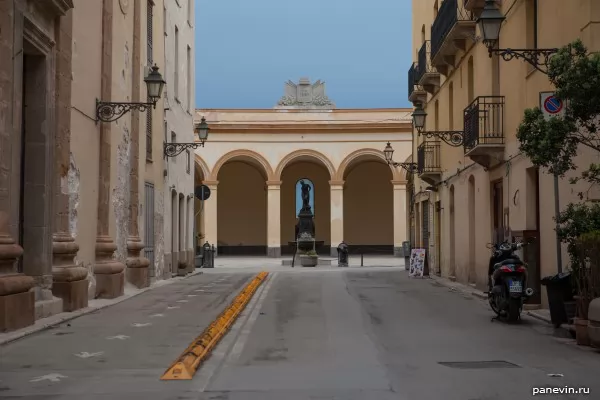 Piazza Mercato del Pesce, Трапани