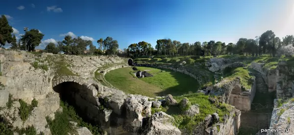 Roman amphitheatre, Syracuse