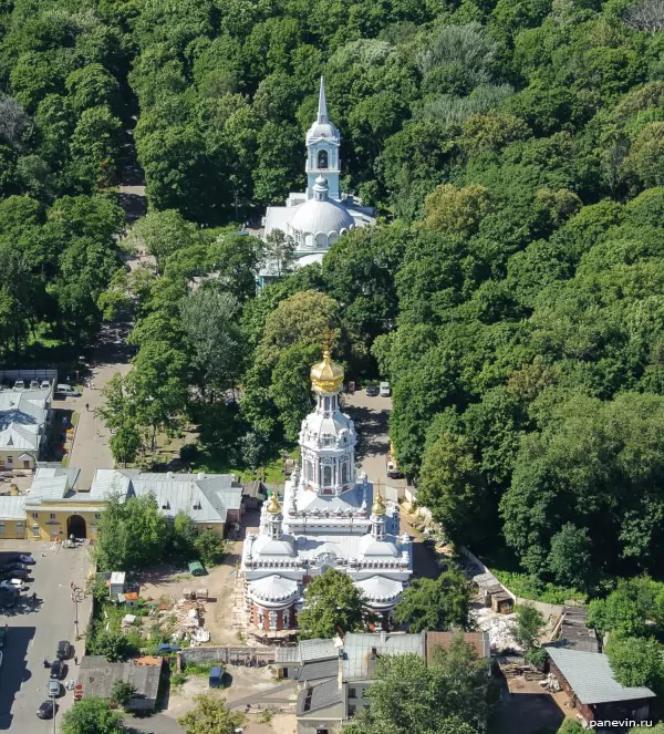 Voskresensky and Smolensk churches on Smolensk cemetery