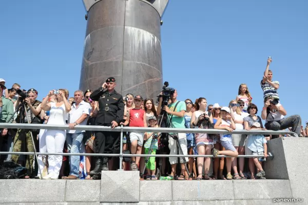 Spectators making a photo — Navy Day