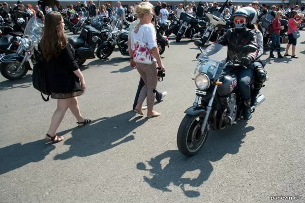 Bikers on Palace Square