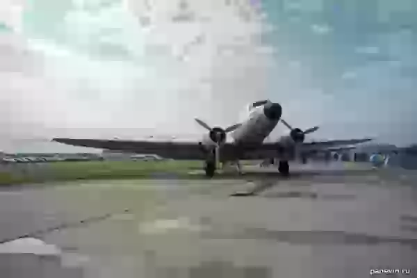 DC-3 фото - МАКС-2015