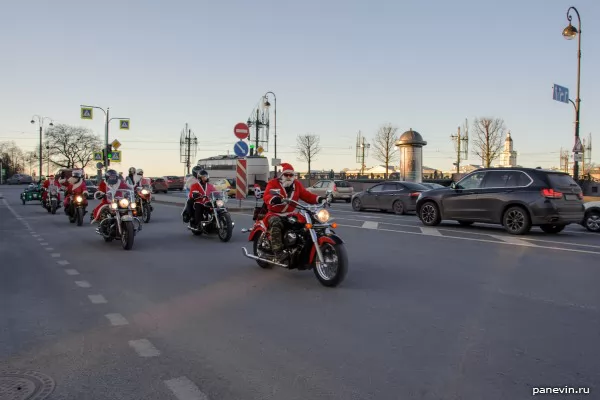 Santas on bikes