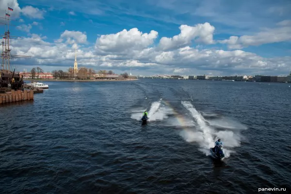 Water motorcycles and a rainbow