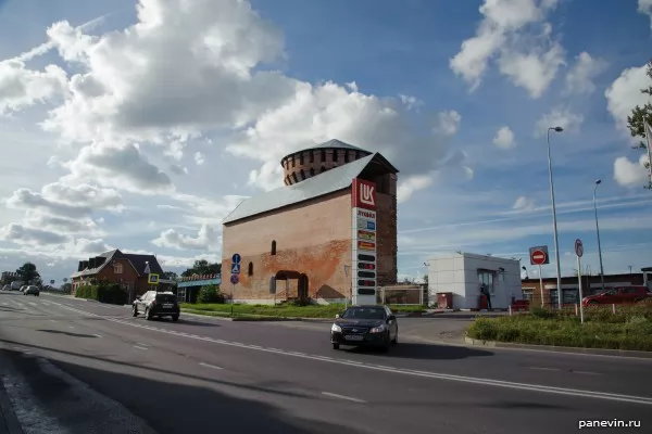 Круглая башня фото - Смоленск