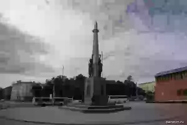 Monument to defenders of Smolensk photo - Smolensk