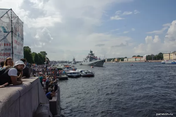 The parade of ships on the Neva