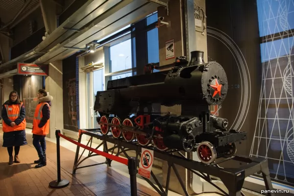 Steam locomotive breadboard model