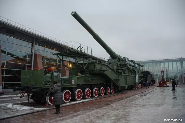 Железнодорожная артиллерийская бронированная платформа фото - Музей железных дорог России