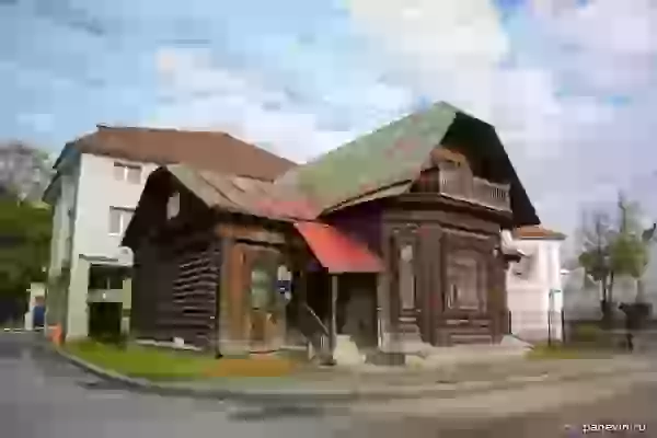 Деревянный дом фото - Ярославль