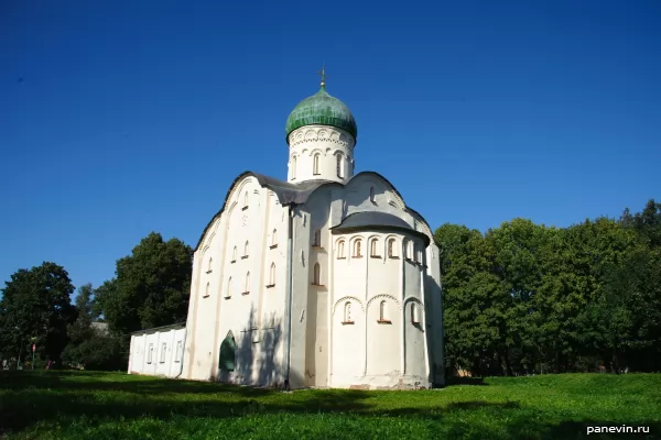 Temple of Fedor Stratilat on the Creek