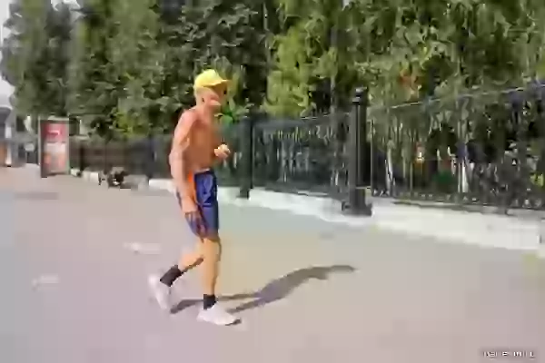 Elderly marathon runner