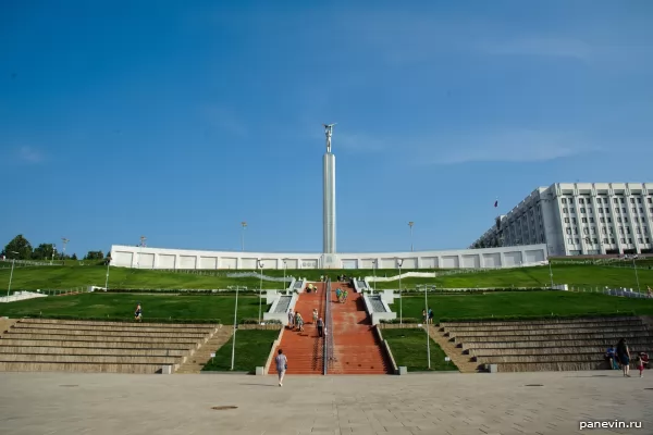 Glory Monument, postcard view