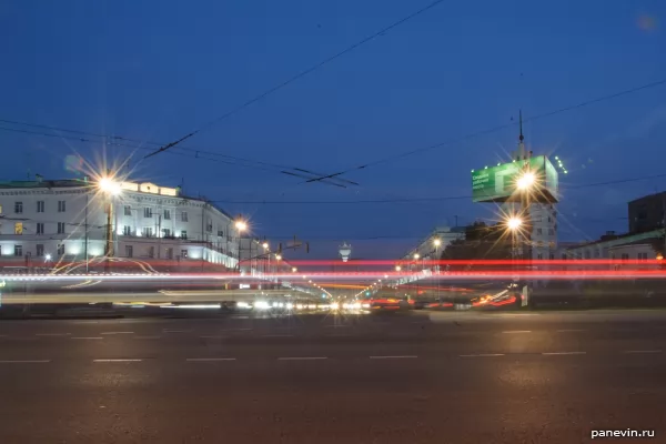 Ночная улица Якова Свердлова