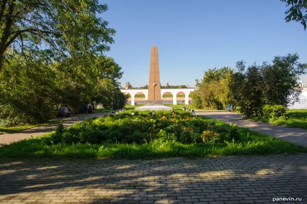 Obelisk in honor of the feat I. S. Gerasimenko, A. S. Krasilova, L. A. Cheremnova