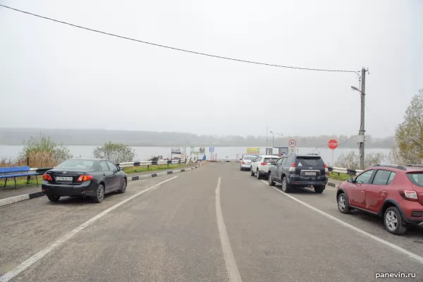 Ferry Line Queue