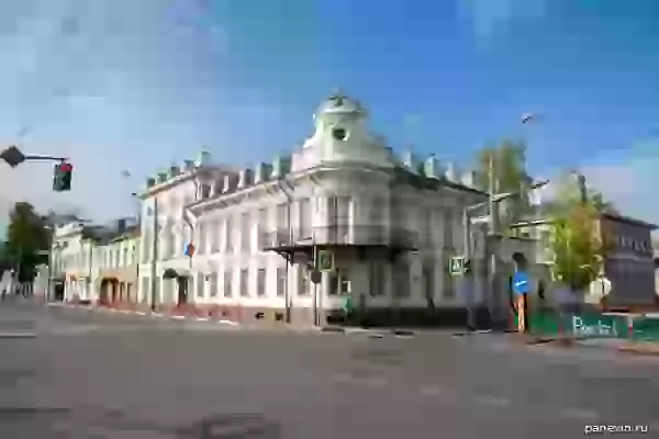 Lopatin`s merchants mansion photo - Yaroslavl