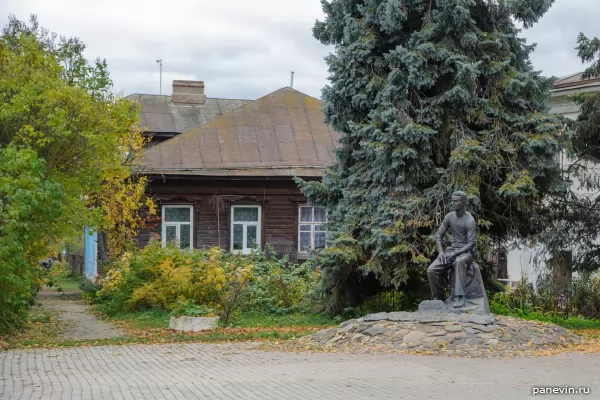 Monument to A. A. Lebedev