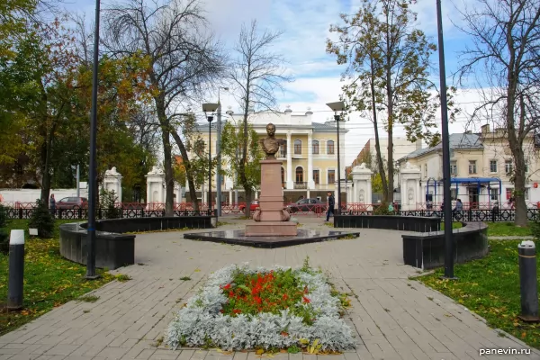 Monument to Alexander II photos - Yaroslavl