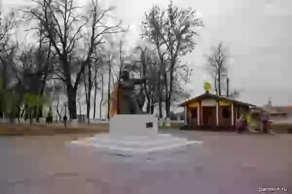 Памятник Андрею Рублёву фото - Владимир