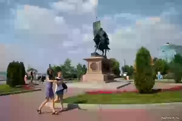 Памятник князю Засекину фото - Самара