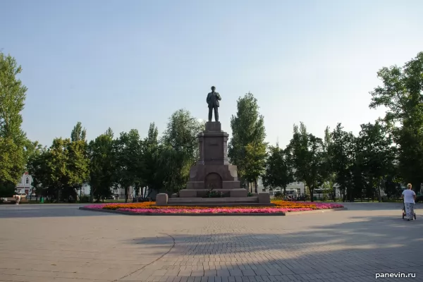 Lenin monument