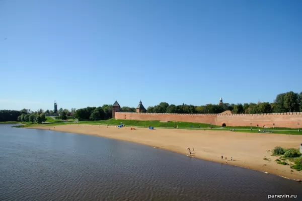 Beach at the walls of the Novgorod Kremlin