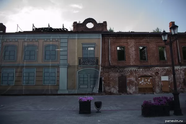 Ruins of the former department store of the Trading House D. N. Sukhov and Sons