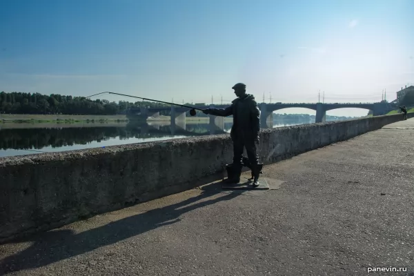 Sculpture "Fisherman"