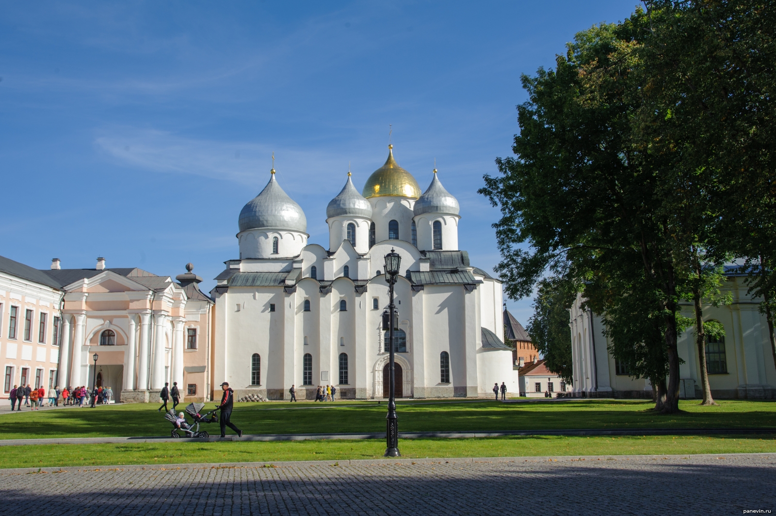 Памятник Софийский собор в Новгороде