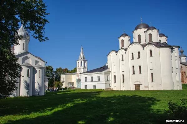 Churches at Yaroslav's Court