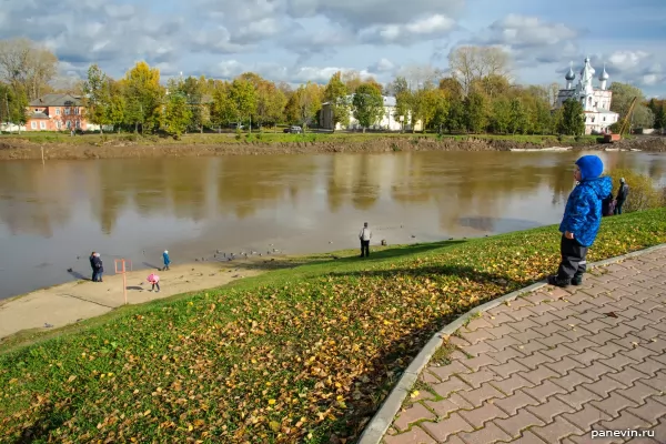 Вид на реку Вологду
