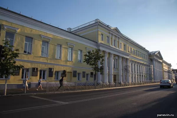 The building of the first gymnasium