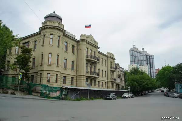 The ensemble of business and residential buildings of the Trading House of Br. Sinkevich