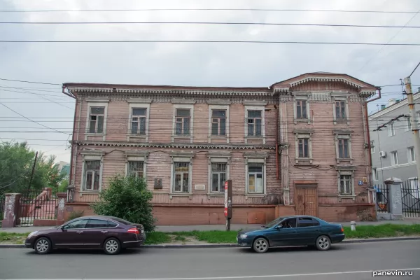 Бывшее здание типографии Забайкальского областного правления