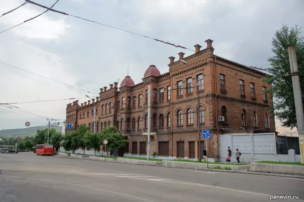 Former apartment building of the Cossack army