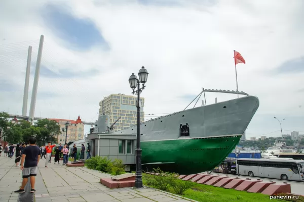 Гвардейская Краснознамённая подводная лодка С-56 фото - Владивосток