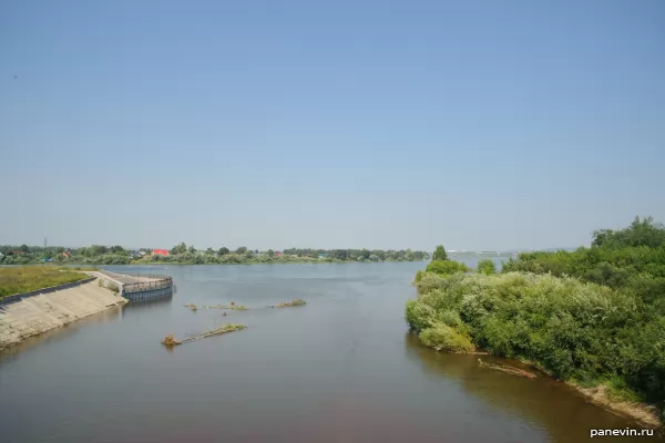 The confluence of the rivers Ushakovka and Angara