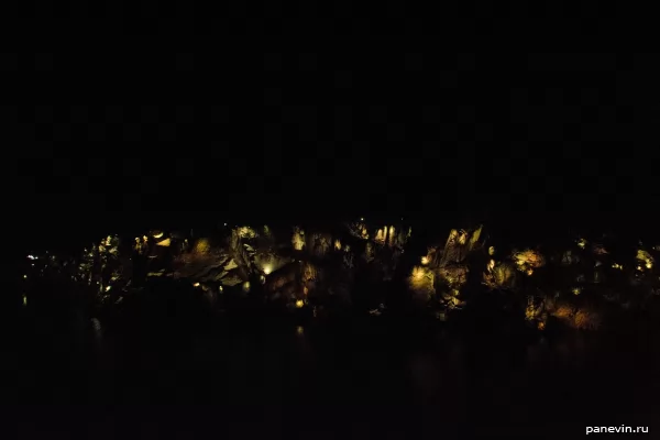 Ночная подсветка мраморного каньона