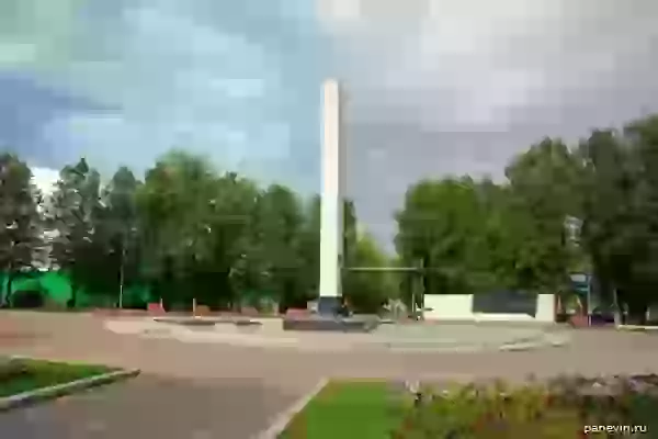 Памятник активным участникам революционного движения и гражданской войны фото - Уфа