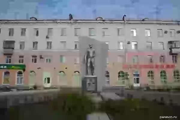 Памятник Коле Мяготину фото - Курган