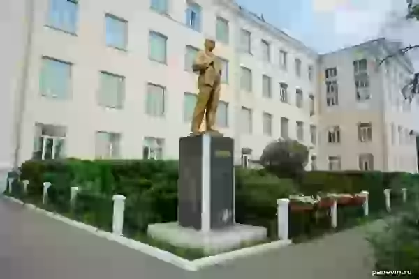 Monument Lenin photo - Ulan-Ude