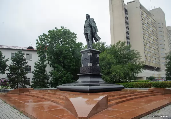 Monument to the founder of Khabarovsk, captain Yakov Dyachenko