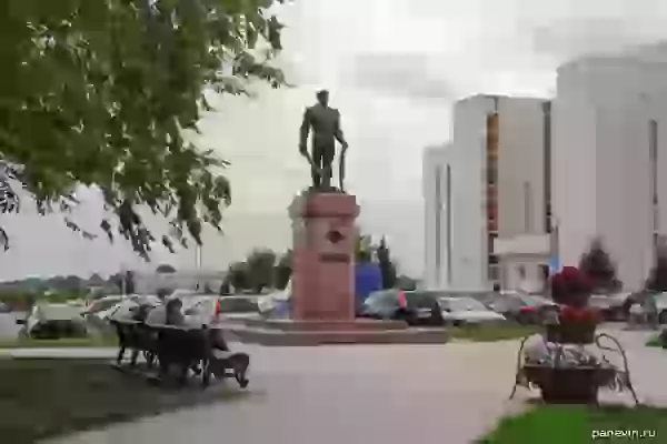 Памятник сотрудникам органов внутренних дел фото - Курган