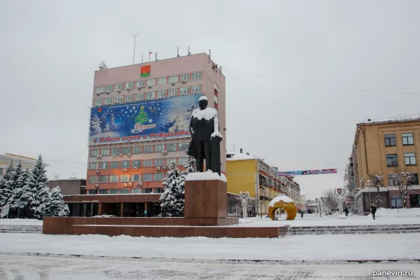 Monument to V.I. Lenin